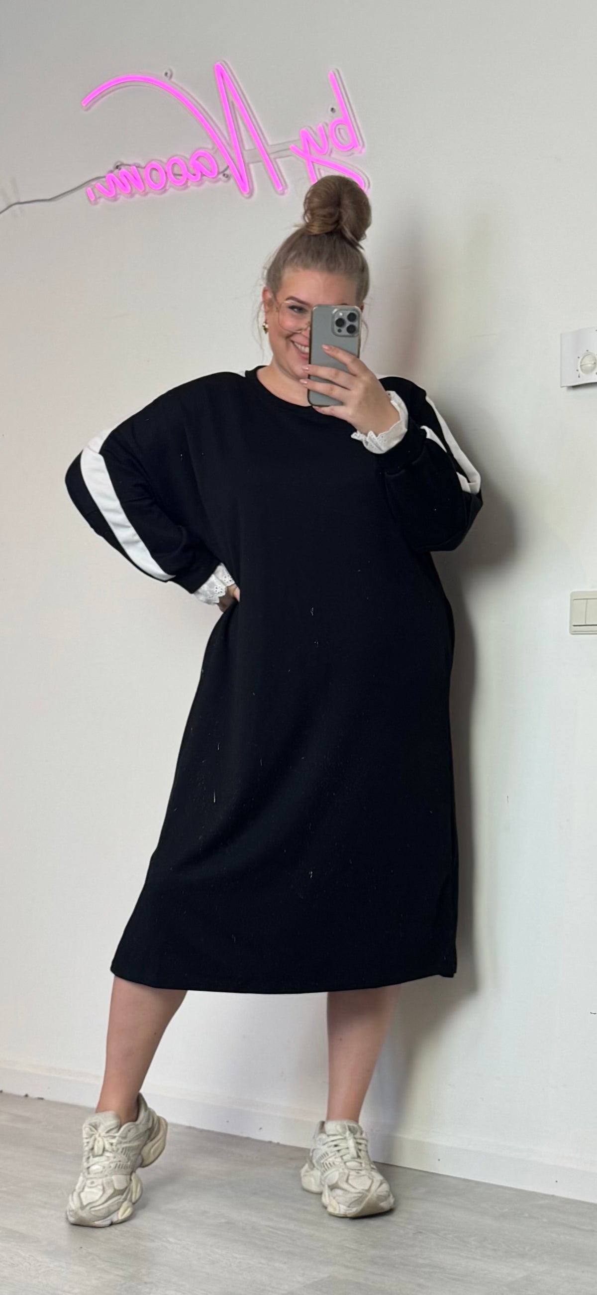 SPORTY LACE DRESS (3 KLEUREN)