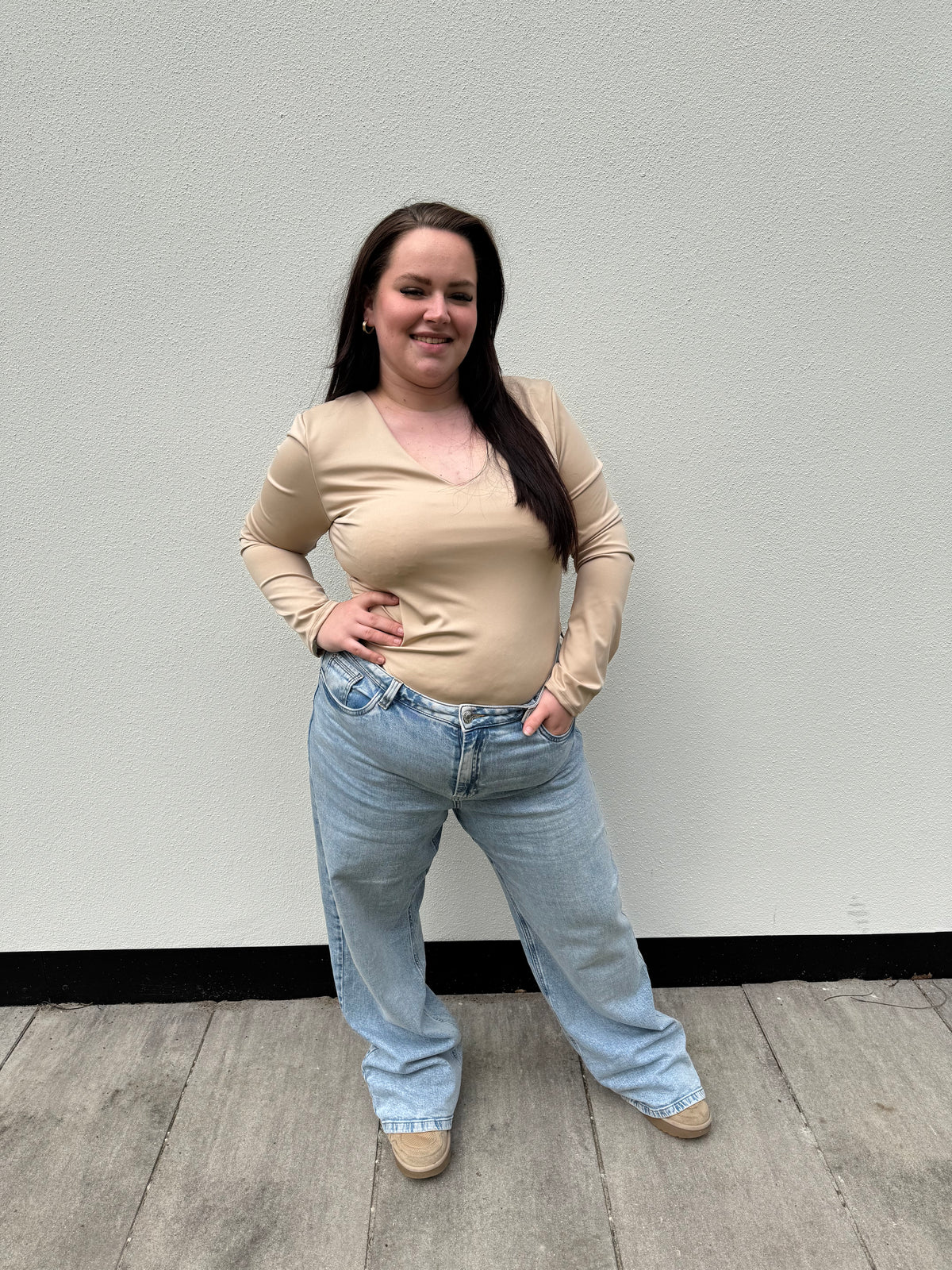 V-NECK BODY (6 KLEUREN)