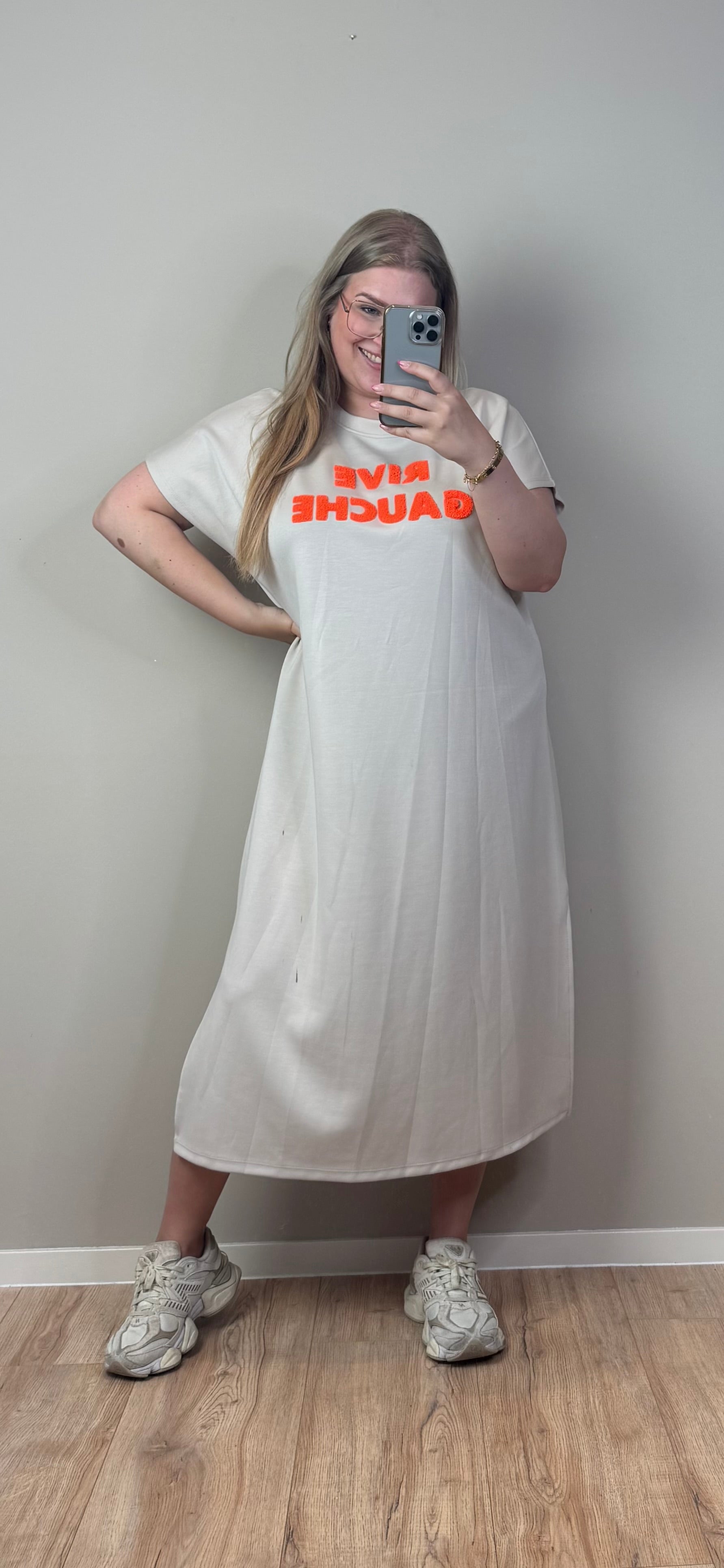 T-SHIRT DRESS RIVER (T/M MAAT 48) - 3 KLEUREN