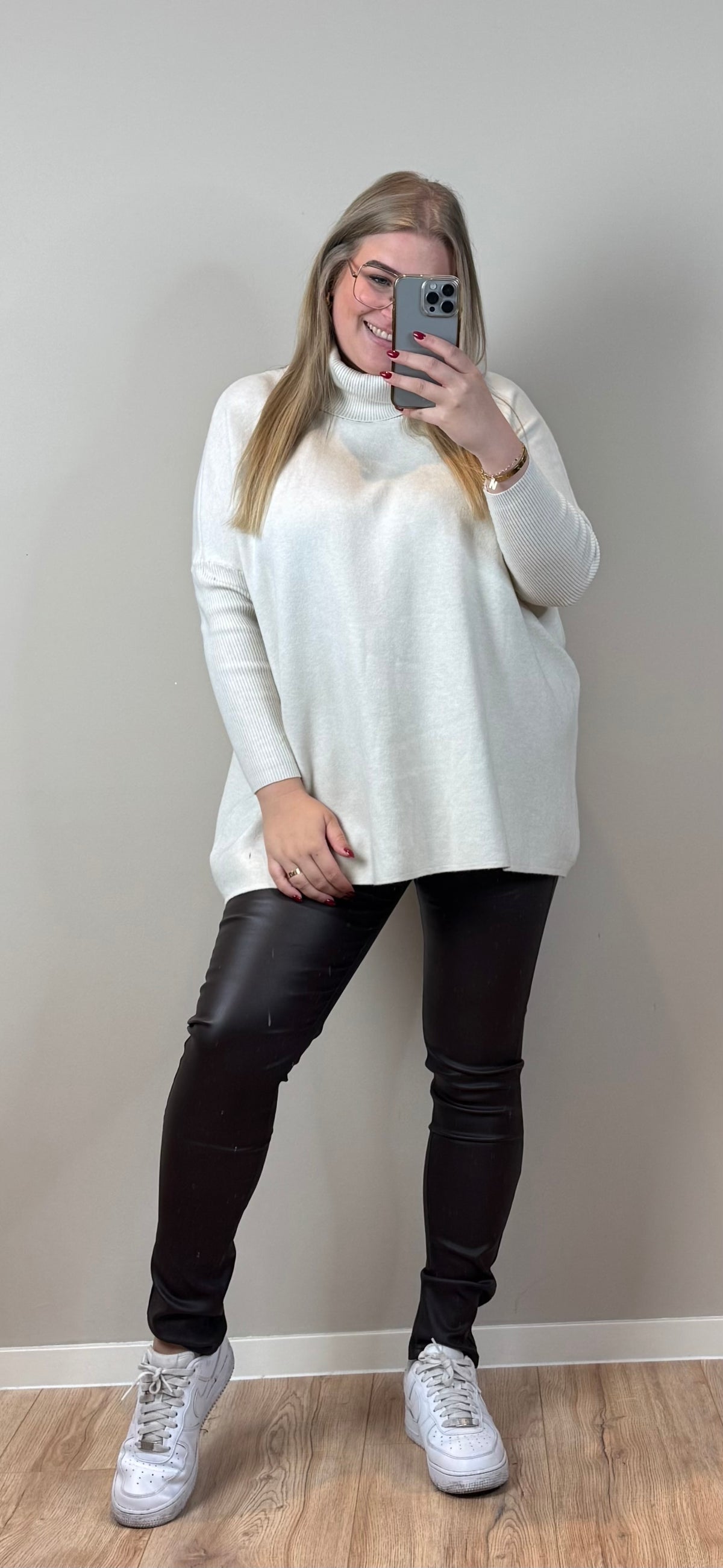 COL SWEATER (T/M MAAT 50-52)- 2 KLEUREN