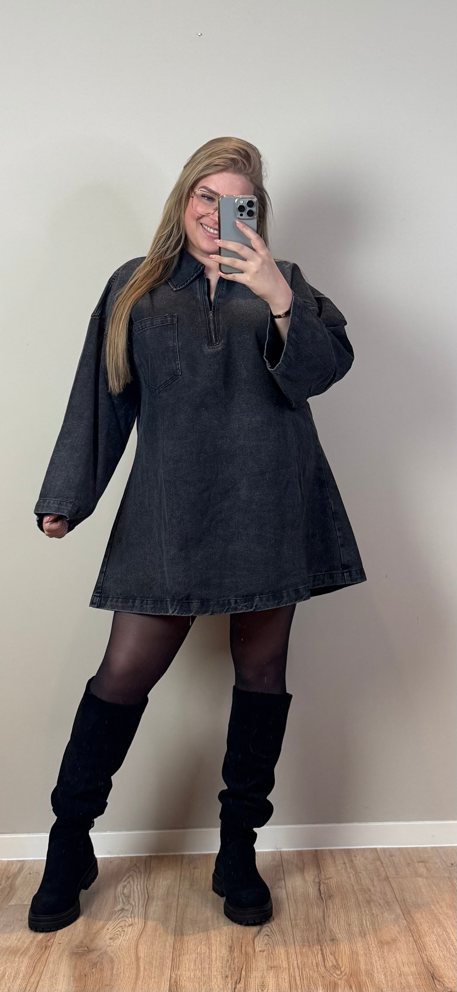 IT'S PERFECTION.. DENIM DRESS (IN MATEN) - 2 KLEUREN